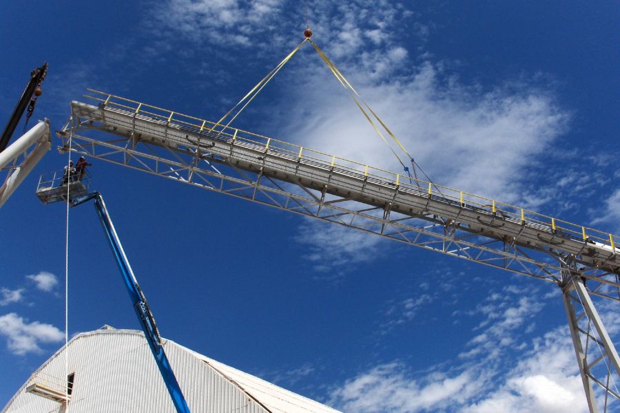 FSI Engineering Incline Conveyor for Dome Storage Feed